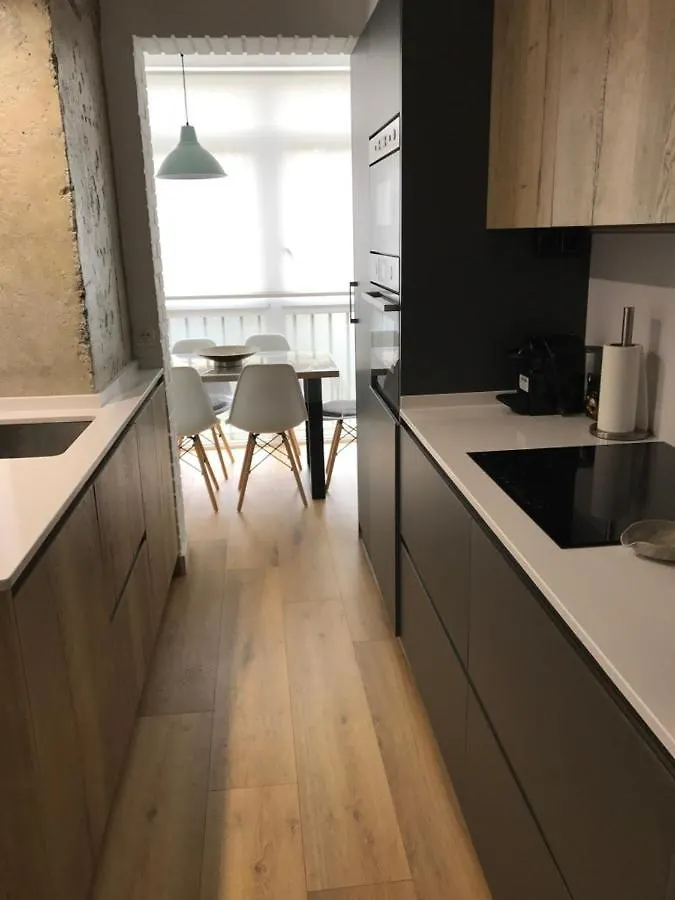 Acogedor apartamento en Zumaia 0*,